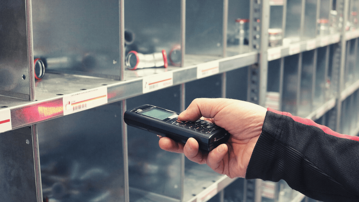 difference between asset and inventory